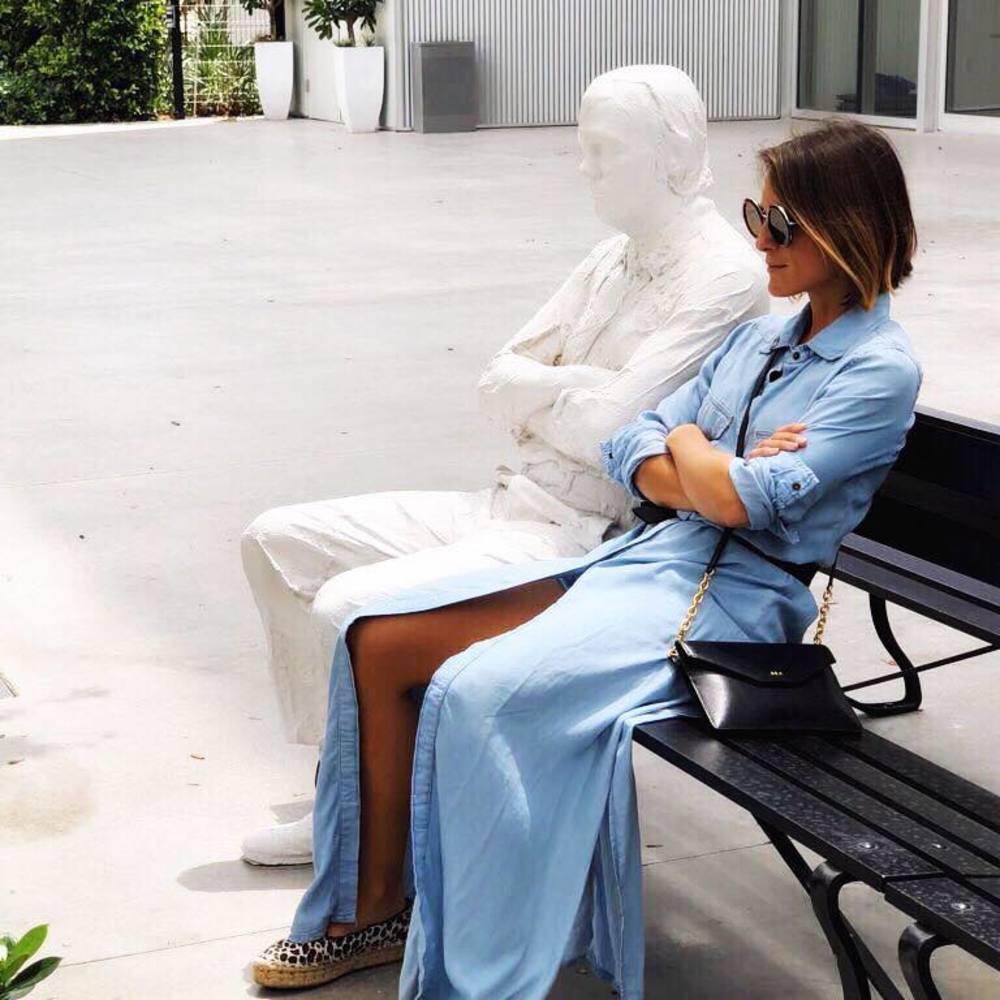 Meet your Posher, Flo